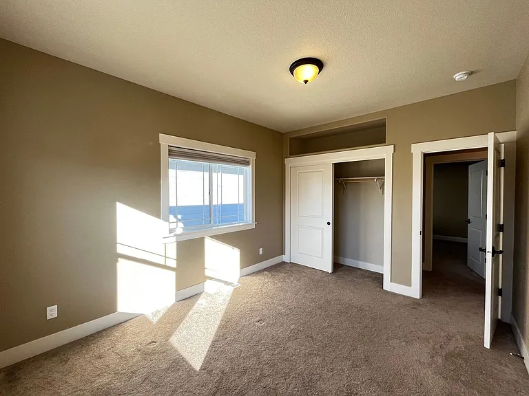 14753 NW Olive St — Photo 38