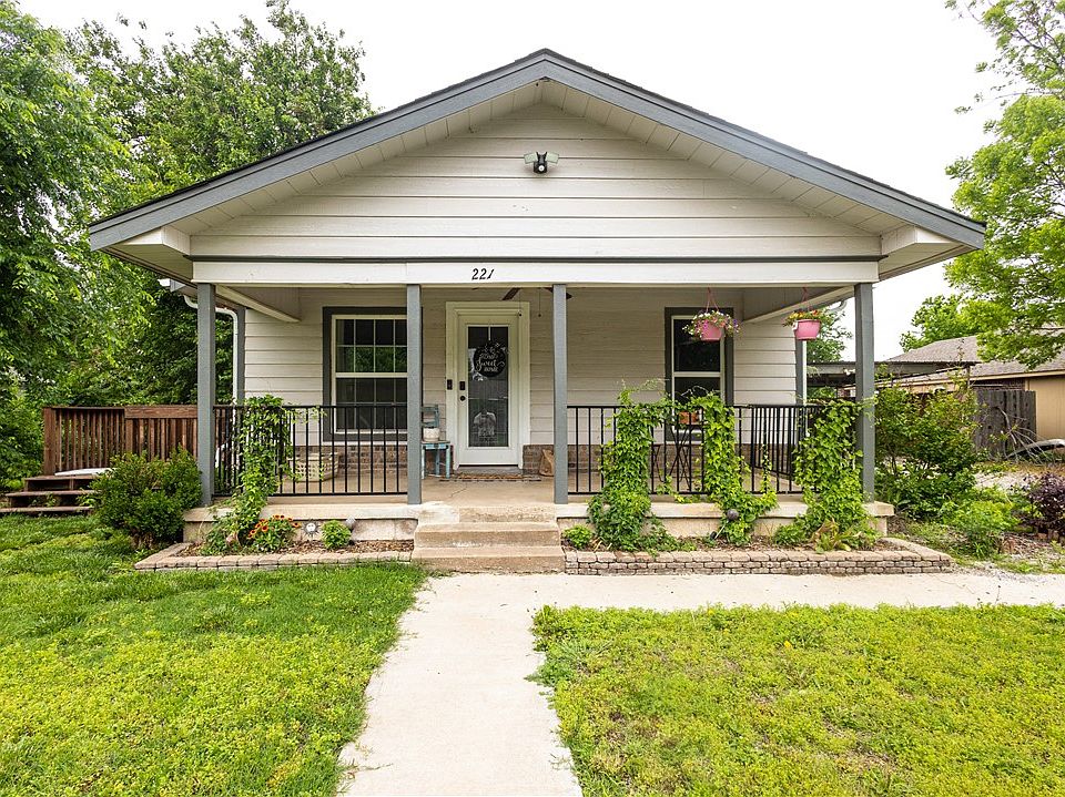 221 N El Reno Ave, El Reno, OK 73036 Zillow
