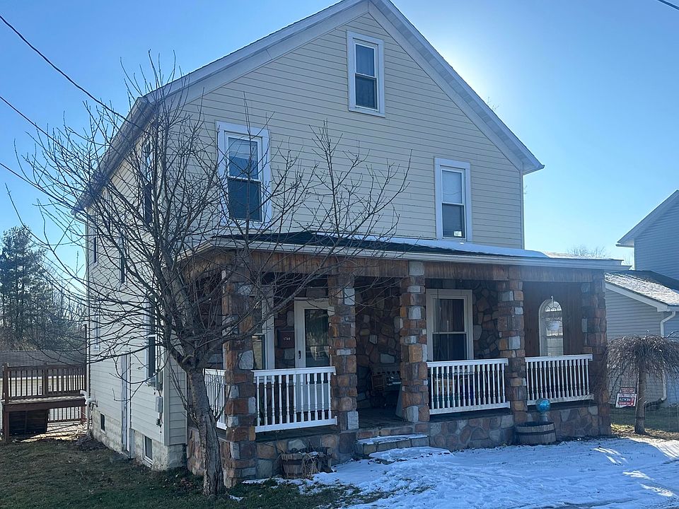 2nd image of 1740 Bond St