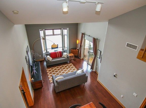 5th image of 301 Harbour Town Dr APT 410