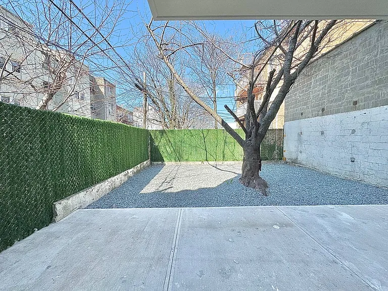 714 5th Ave #1B — Photo 8