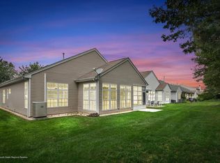 58 Springlawn Dr, Lakewood, NJ