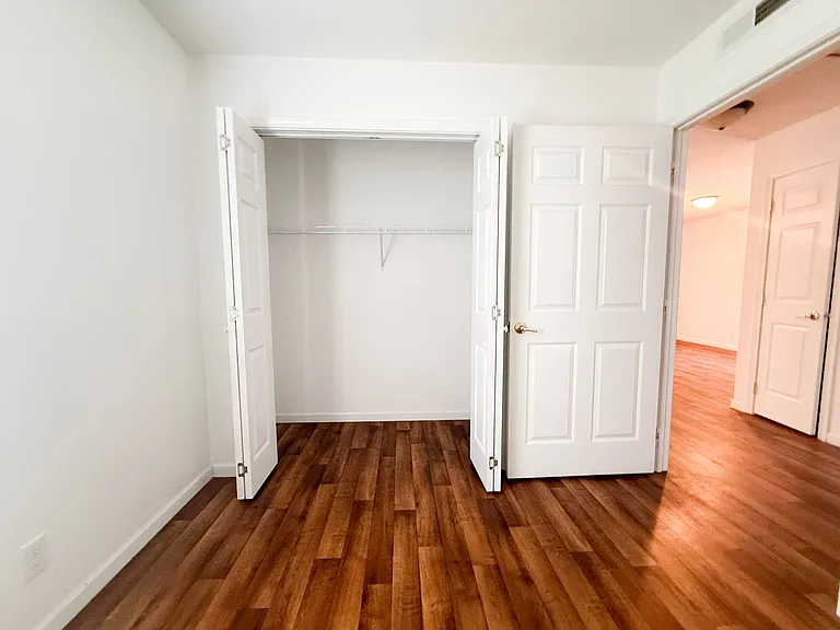 137 McCawley St — Photo 23