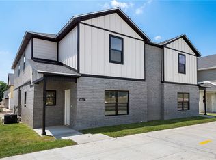 825 S Rupple Rd #1 & 2, Fayetteville, AR 72704