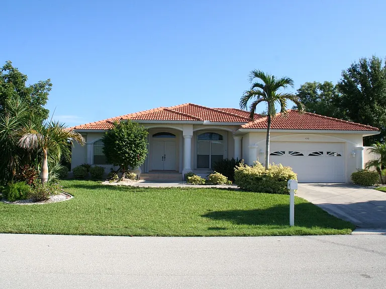 450 Sorrento Ct — Photo 31