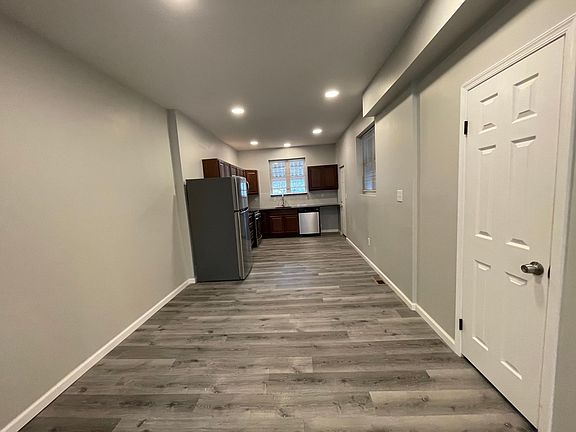 4th image of 6220 Grays Ave