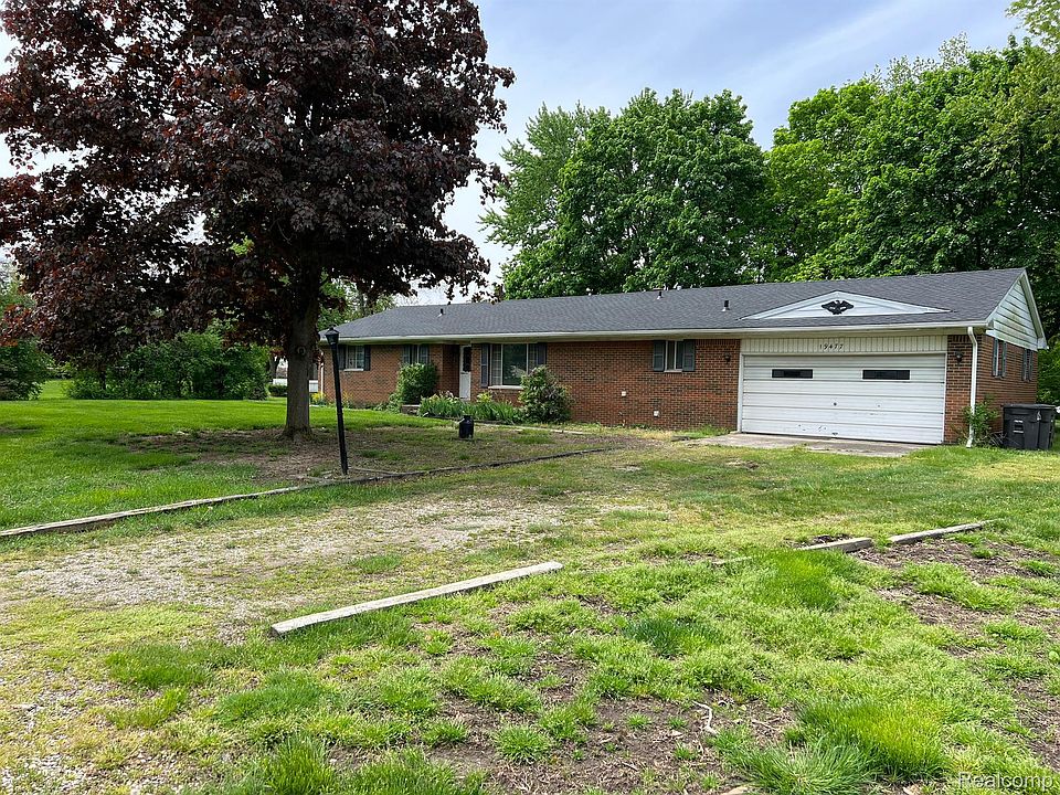 1st image of 19477 Maxwell St