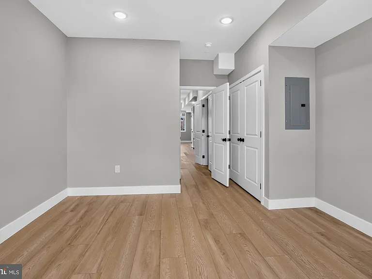 1843 E Hazzard St #2 — Photo 19