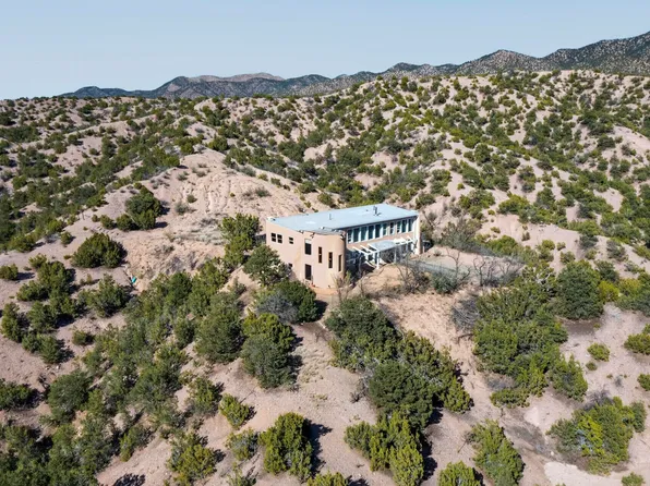 25 Camino Chupadero #A, Santa Fe, NM 87506