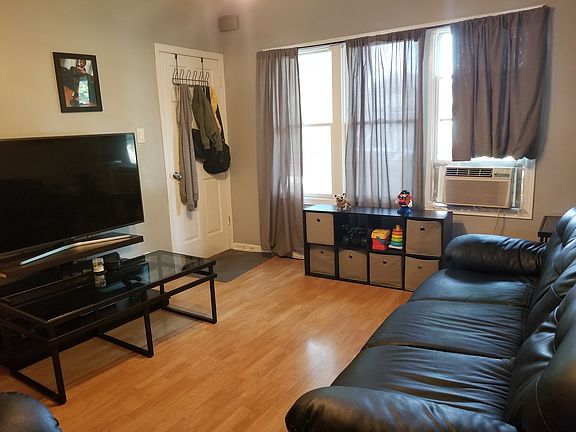 5th image of 5312 N Luna Ave
