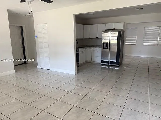 2802 SW 67th Ln — Photo 3
