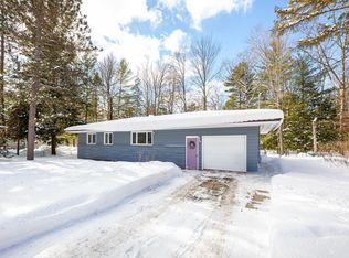5086 Karlin Rd, Interlochen, MI 49643