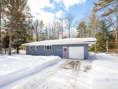5086 Karlin Rd, Interlochen, MI, 49643