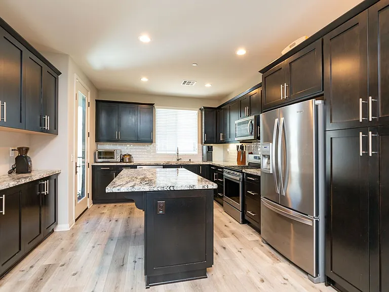 16487 Veridian Cir — Photo 6