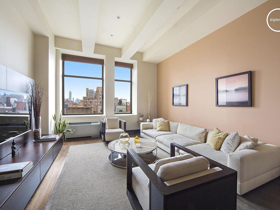 1st image of 252 7th Ave APT 12T
