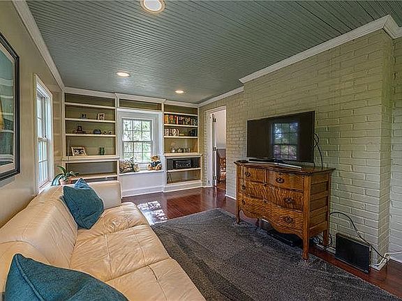 Home office/den