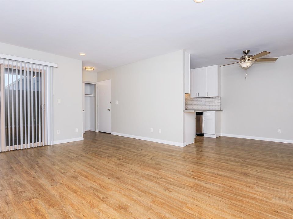 1st image of 11152 Wallingsford Rd APT 1D