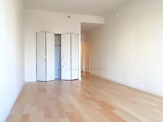 Rented by Bouklis Group | media 69