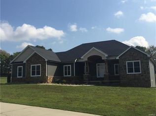 134 Red Zone Ln, Jackson, MO 63755