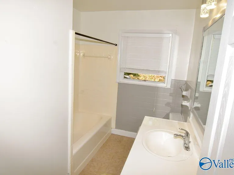 4624 Daugette Dr NW — Photo 14