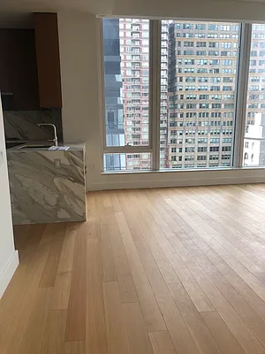 Rented by E Realty International Corp | media 48