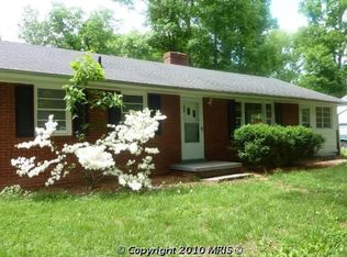 20221 Redrose Dr, Sterling, VA