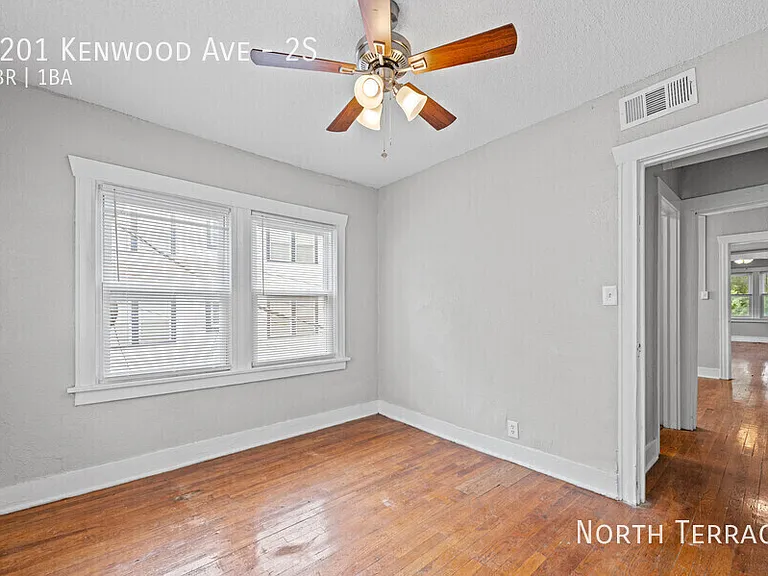 4201 Kenwood — Photo 15