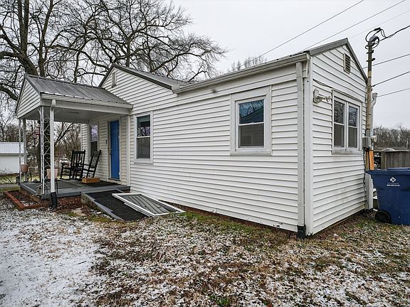 5th image of 702 Houston Ave