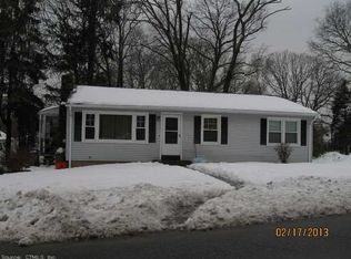 597 Shennecossett Rd, Groton, CT 06340