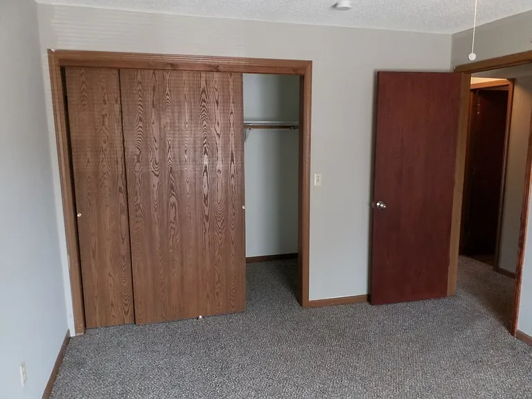 209 W Main St — Photo 18