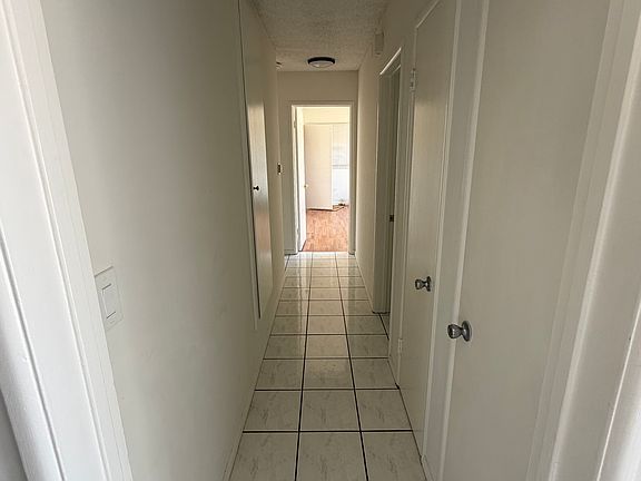 4th image of 9551 Skylark Blvd