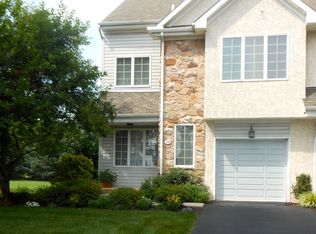 39 Buttonwood Dr, Exton, PA 19341