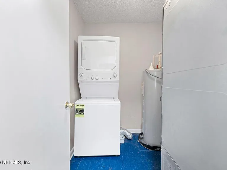 850 Spearing St — Photo 19
