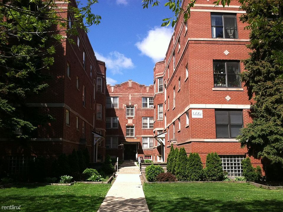 1st image of 3930 N Keeler Ave APT 1A