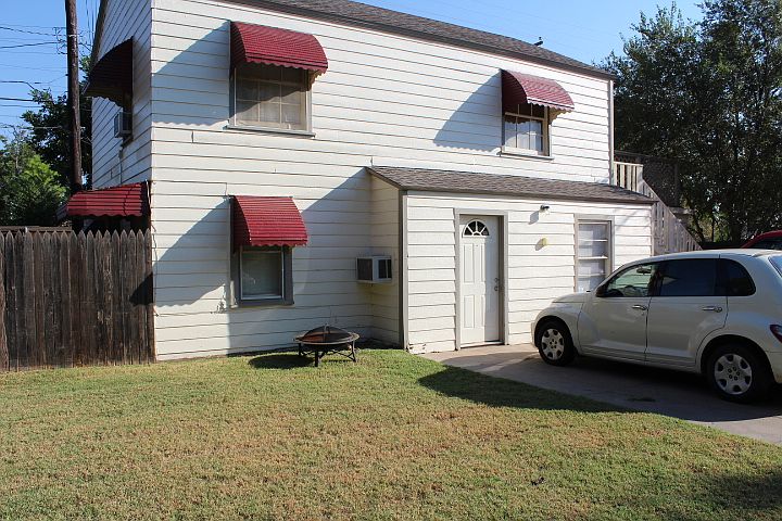 2nd image of 2508 21st St Unit A