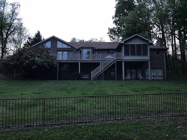 1st image of 162 Poplar St