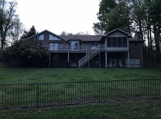 162 Poplar St, Kuttawa, KY 42055