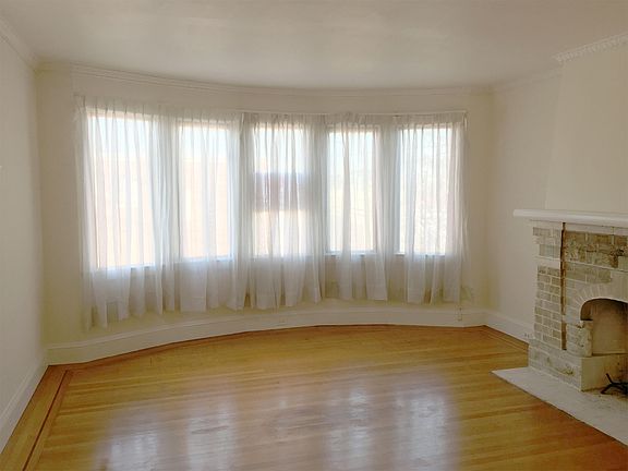 2nd image of 149 Brunswick St