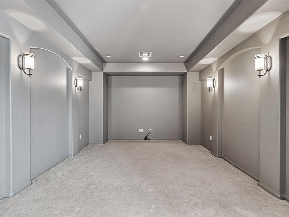 4th image of 9439 Emerald Lakes Dr