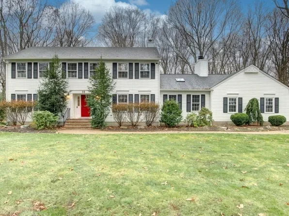 10 Hemlock Ln, Roxbury Twp., NJ 07836