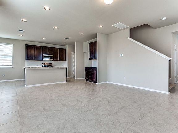 5th image of 162 White Dunes Dr