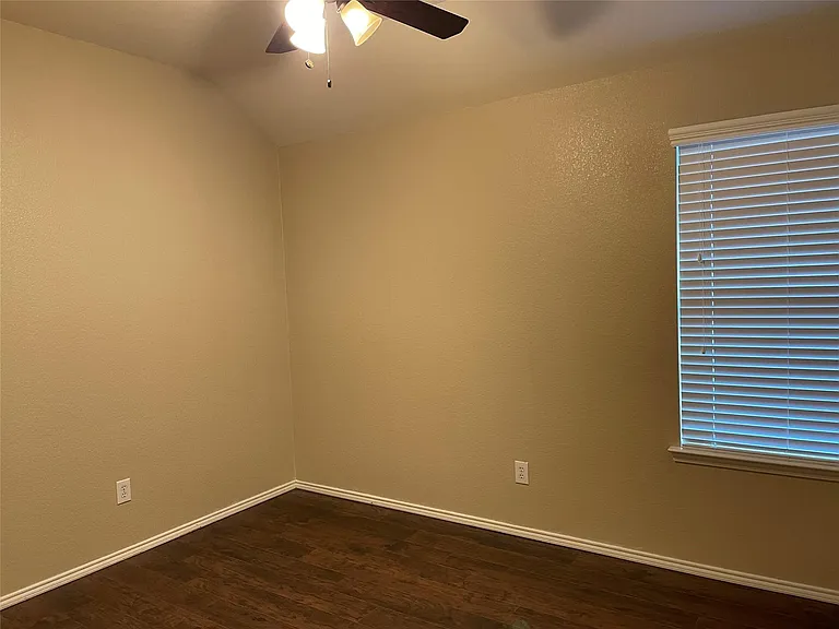 9320 Jerico Dr — Photo 17
