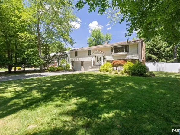 149 Sherwood Dr, Ramsey, NJ 07446