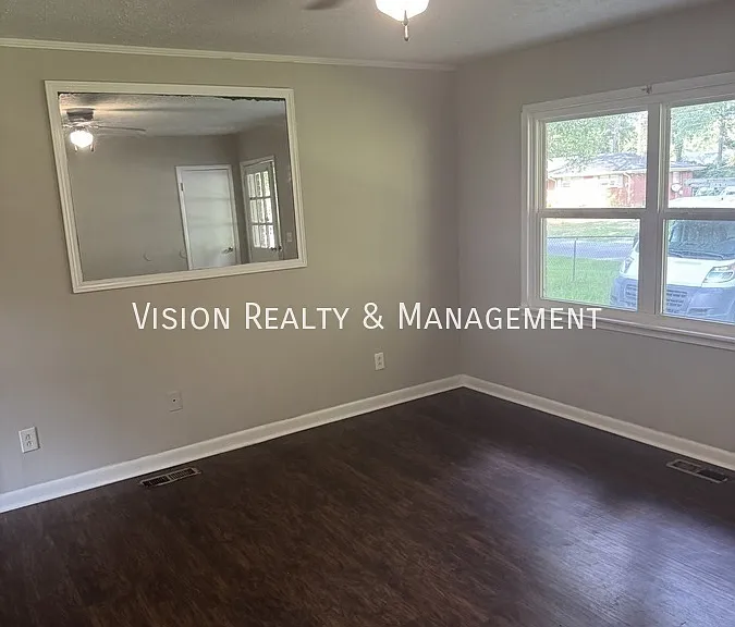 352 Rome St — Photo 5