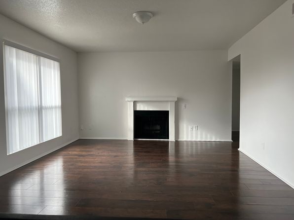 2732 NE 42nd St #2732