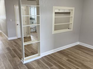 2010 NE 17th St, Fort Lauderdale, FL 33305