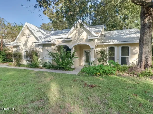 77113 Golf Club Dr, Diamondhead, MS 39525