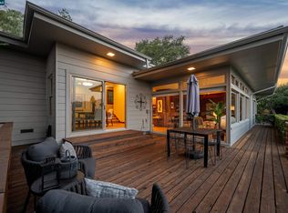 473 Pershing Dr, Oakland, CA 94611