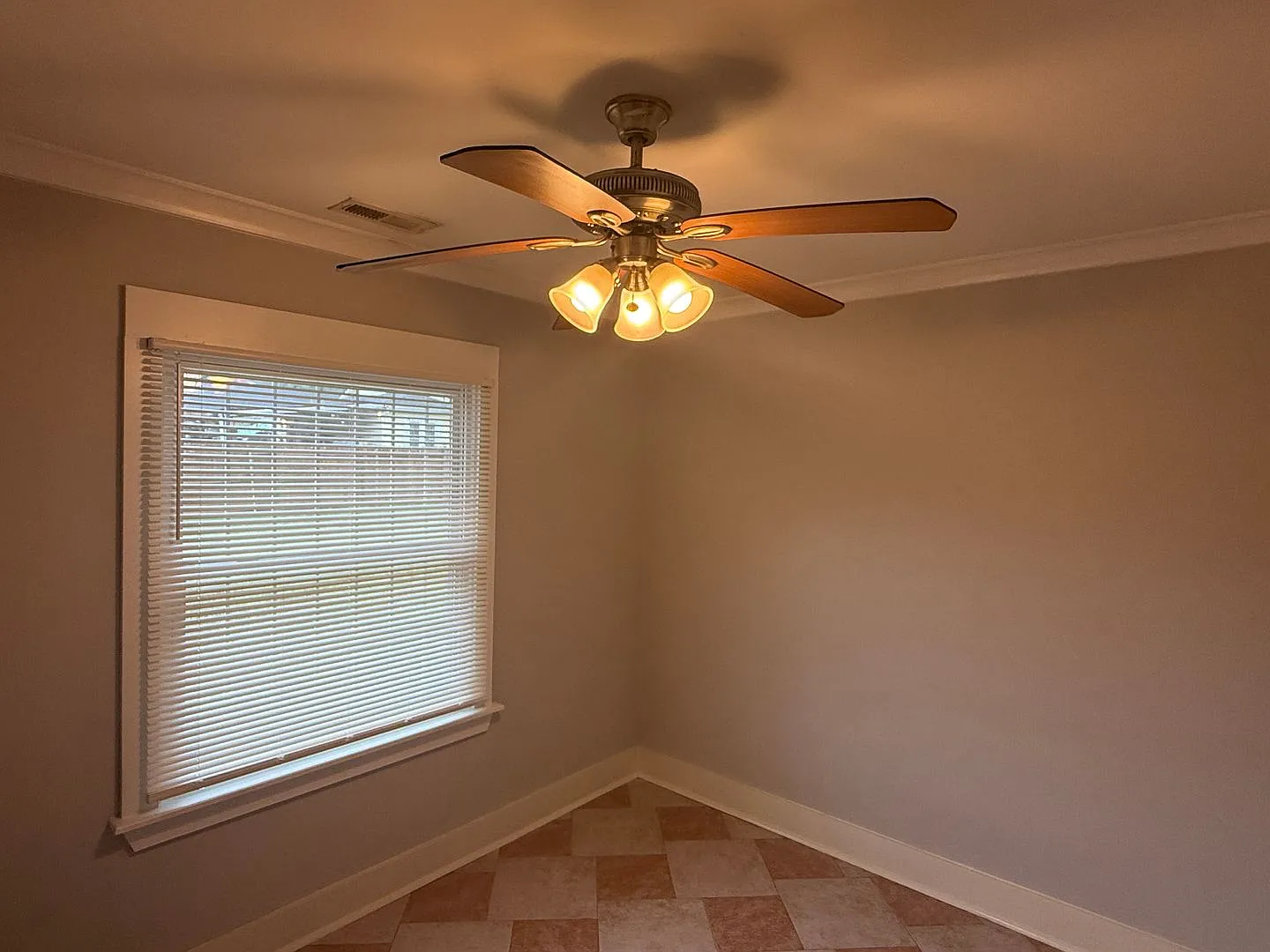 2623 Greenland Avenue — Photo 3