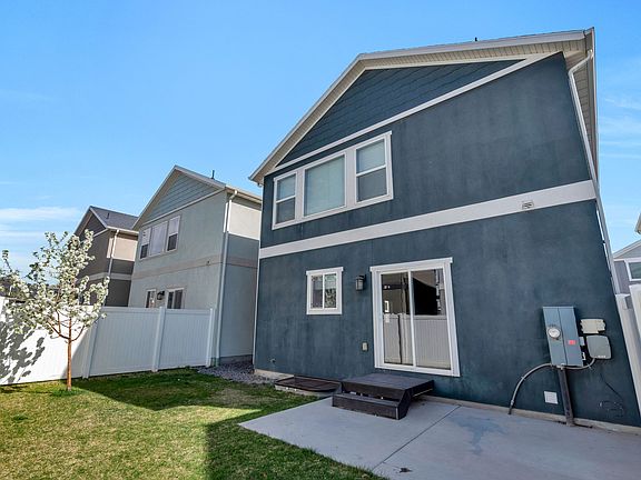 3rd image of 8703 N Riviera Aly